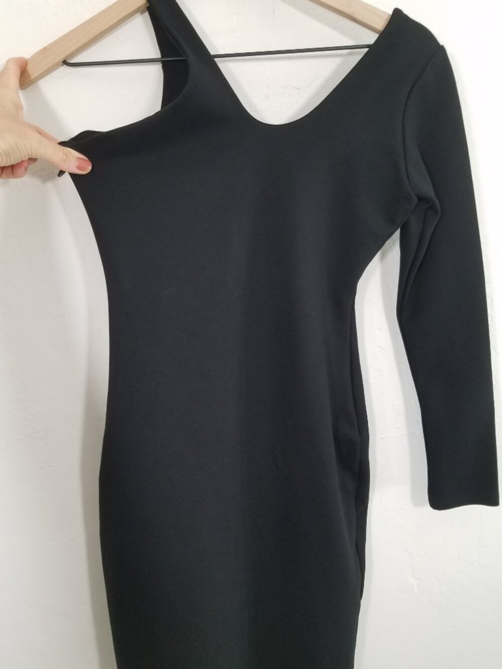 Aliava Hilda Ponte De Roma Cotout Midi Dress One Sleeve Black Size S - Picture 2 of 5